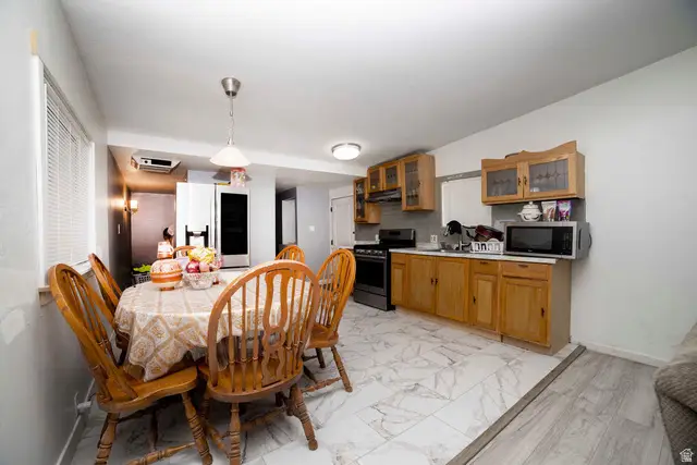 3482 Westcrest Rd, West Valley City, UT 84120 - #2