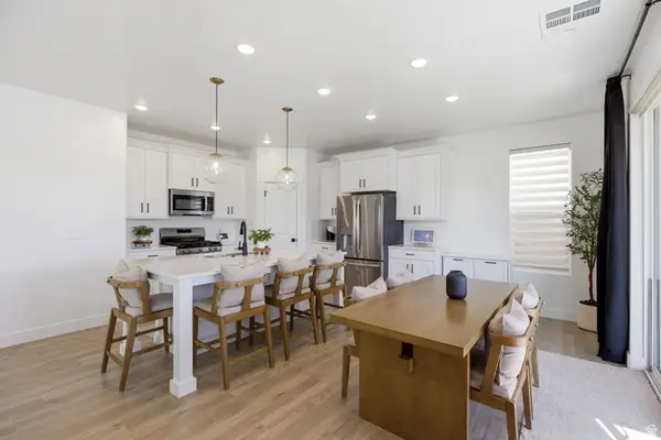 983 E Malibu Dr, Washington, UT 84780