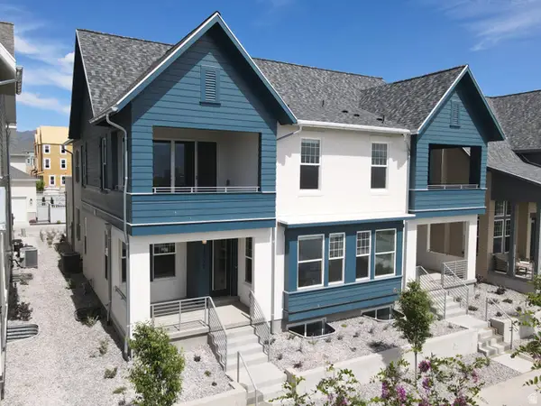 11377 S Watercourse Rd W #204, South Jordan, UT 84009