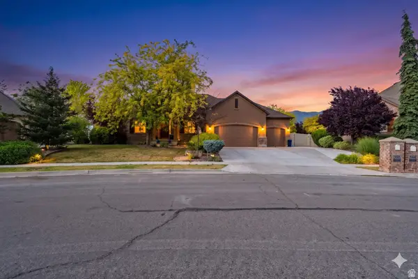 152 N Vista Dr, Kaysville, UT 84037