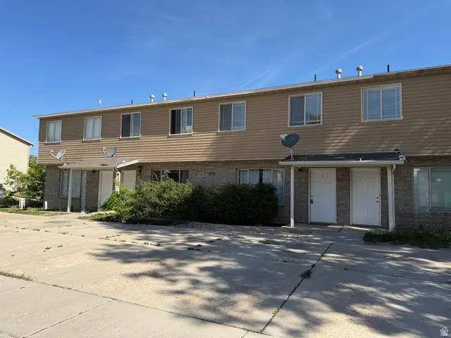 256 W 350 N #UNIT B, Vernal, UT 84078 - #1