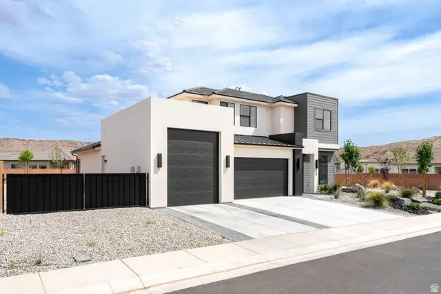 739 S Middle Dr, Washington, UT 84780 - #3