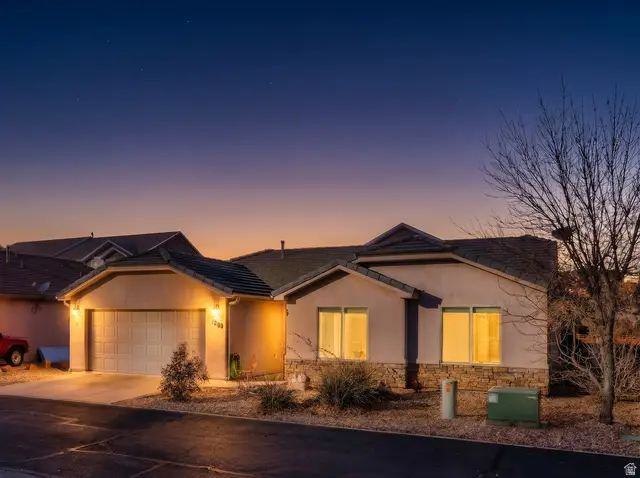 1269 E Pine Valley St, Washington, UT 84780 - #3