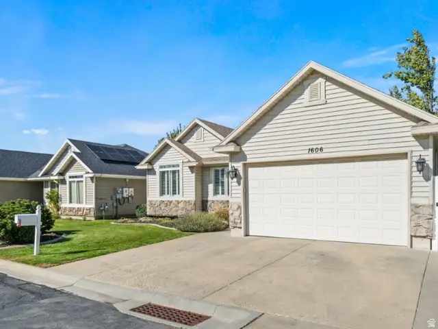 1606 Seneca Dr, Roy, UT 84067 - #3