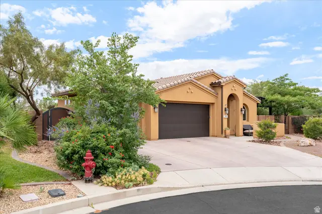 313 W Peridot Dr, Washington, UT 84780 - #3