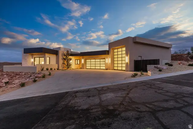 147 N Westgate Hills Dr, Washington, UT 84780 - #2