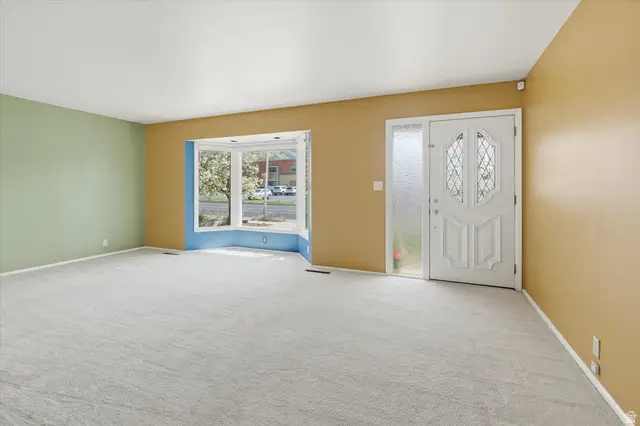 1441 Ellendale Ave, Logan, UT 84321 - #3