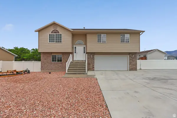 702 W Mckellar St N, Tooele, UT 84074