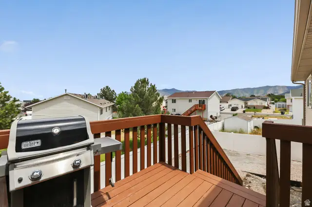 702 W Mckellar St N, Tooele, UT 84074 - #2