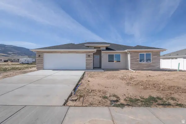 910 E Remington Rd, Enoch, UT 84721