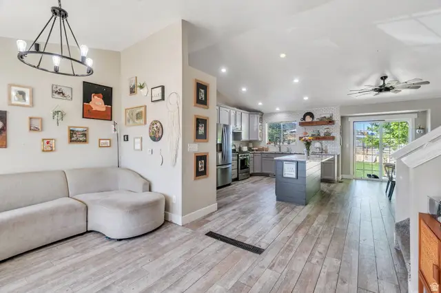 650 S 100 W, Santaquin, UT 84655 - #2