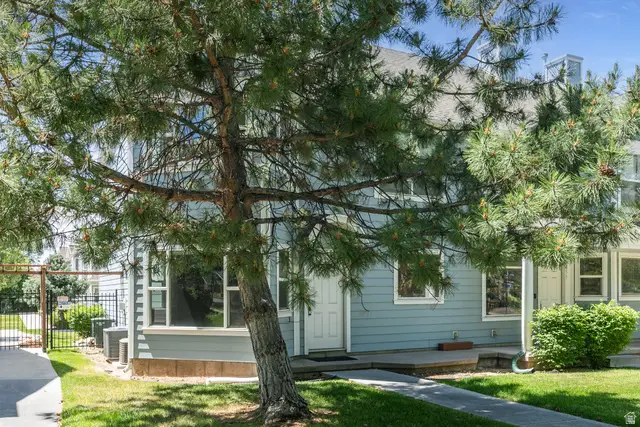 2653 Jefferson Ave, Ogden, UT 84401 - #3