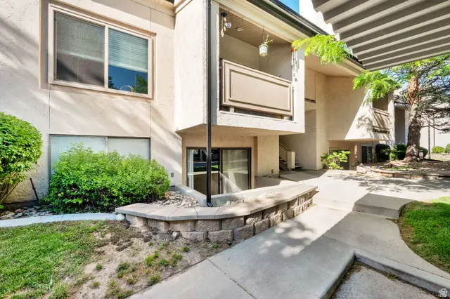955 E Creek Hill Ln #10, Midvale, UT 84047 - #1