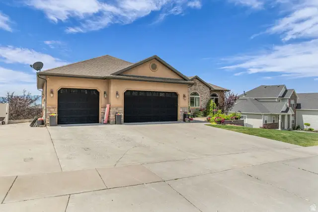 740 E 100 S, Hyde Park, UT 84318 - #3