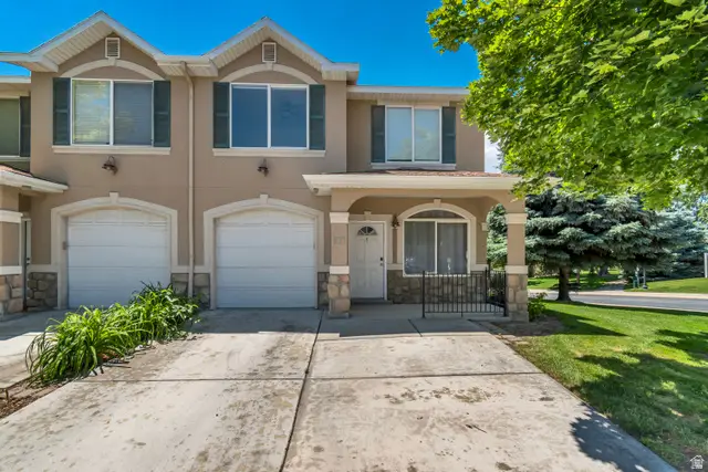 677 W Villa Dr S, Sandy, UT 84070 - #1