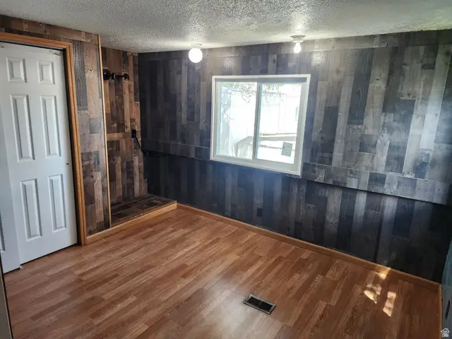 332 Joshua St, Tooele, UT 84074 - #3