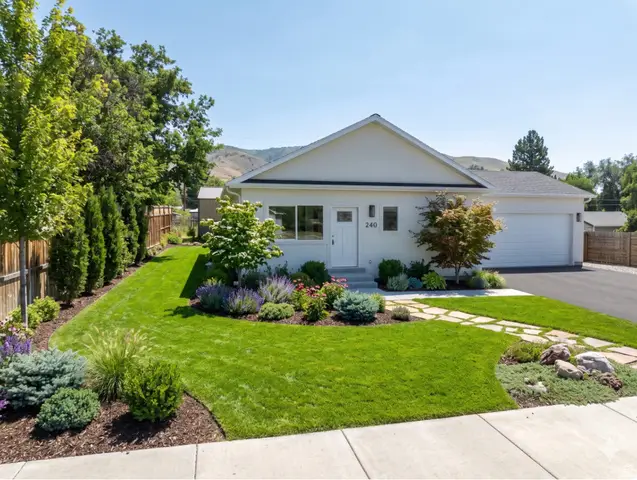 220 E 200 S, Mount Pleasant, UT 84647 - #1