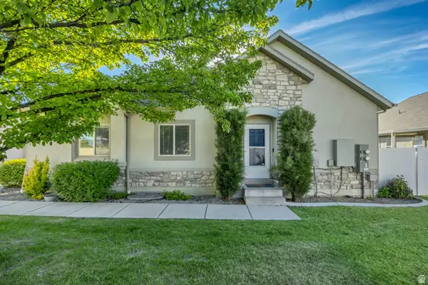10843 S Wynview Ln, South Jordan, UT 84095