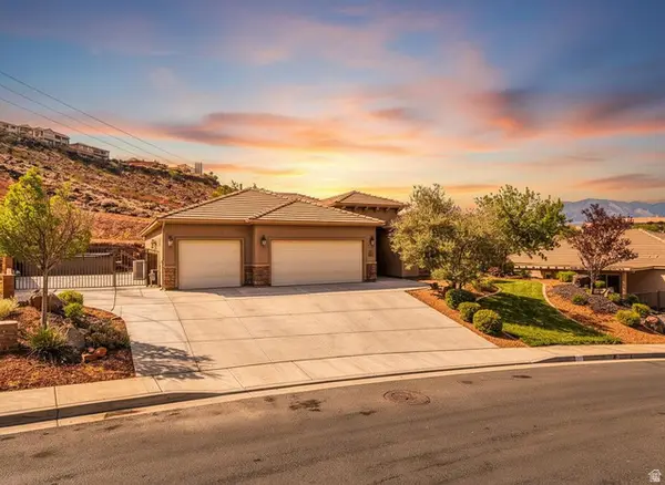 161 N Acantilado Dr, St. George, UT 84790