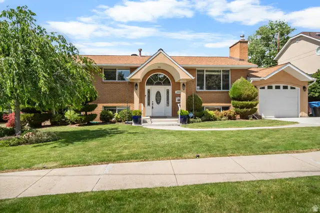 2563 E Sundown Ave, Cottonwood Heights, UT 84121 - #1