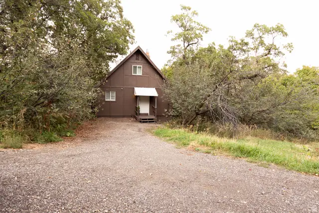 2562 N Viking Dr E, Eden, UT 84310 - #1