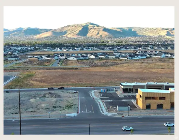 11904 S Mustang Trail Way W #6, Herriman, UT 84096 - #2