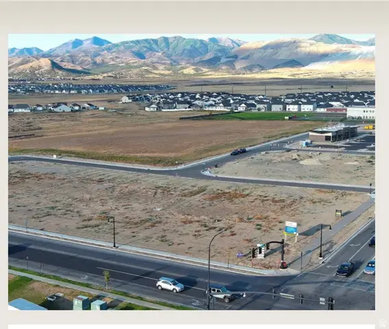 11904 S Mustang Trail Way W #6, Herriman, UT 84096 - #3