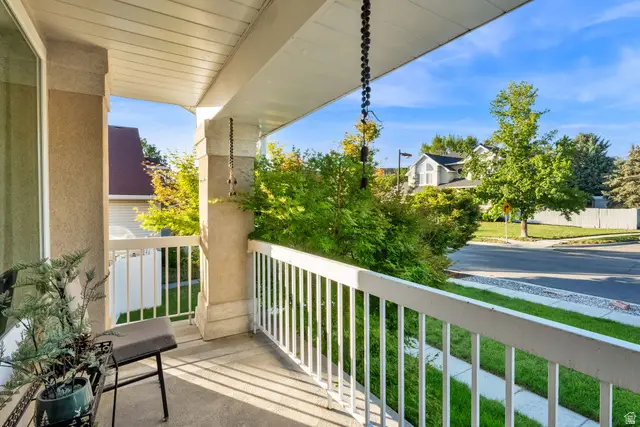 10238 S Snow Iris Way E, Sandy, UT 84092 - #3