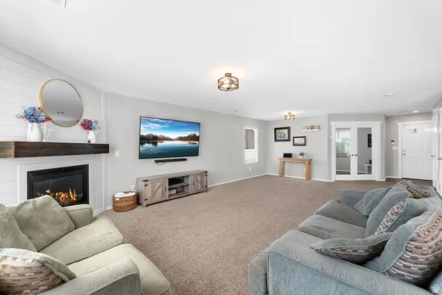 591 S Olive Pl W, Lehi, UT 84043 - #2