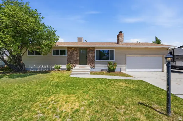 2004 W 13070 S, Riverton, UT 84065