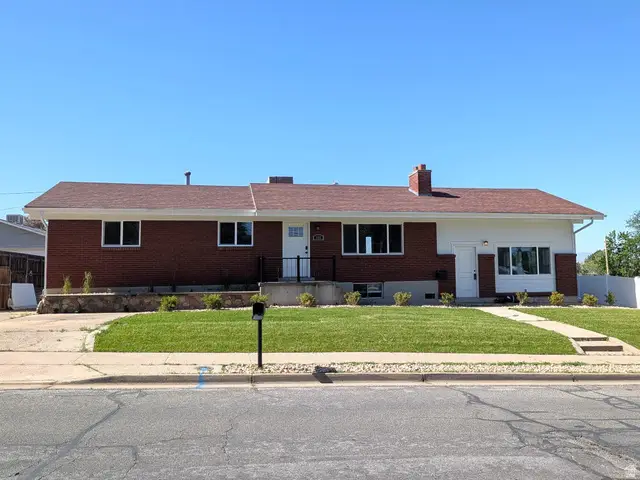 360 E 400 N, Centerville, UT 84014 - #1