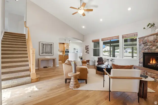 10144 S Autumn Breeze W, South Jordan, UT 84009 - #3
