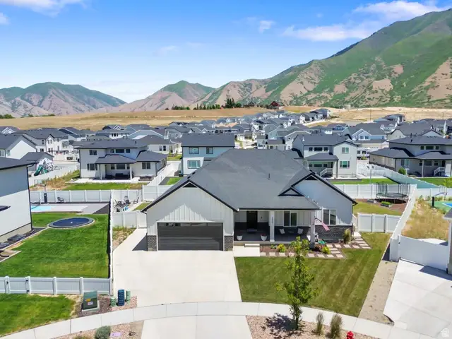 3407 S Pinyon Ln, Mapleton, UT 84664 - #1