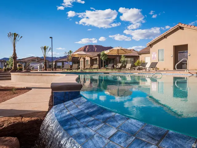3837 W Lazy River Cir N #109, Santa Clara, UT 84765 - #2