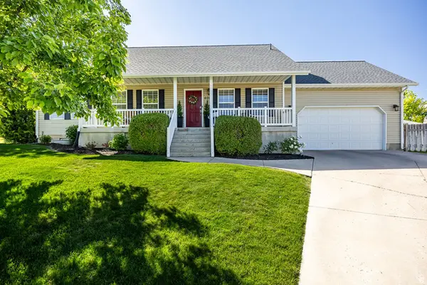 406 Meadow Ln, Providence, UT 84332