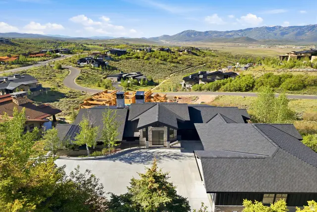 8945 N Mountain Crest Rd, Park City, UT 84098 - #3