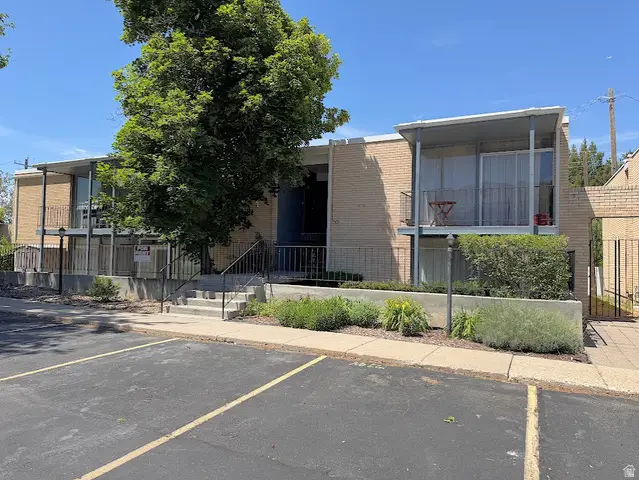127 E 1100 N #4, Bountiful, UT 84010 - #2