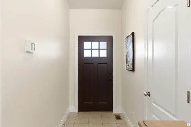 5567 W Morning Light Dr, Herriman, UT 84096 - #2