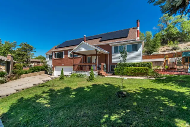 9070 S Sunrise Cir E, Sandy, UT 84093 - #2