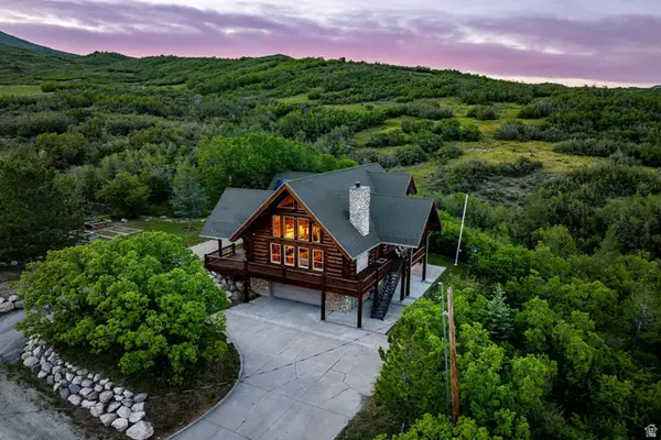 6446 Box Elder St, Mountain Green, UT 84050