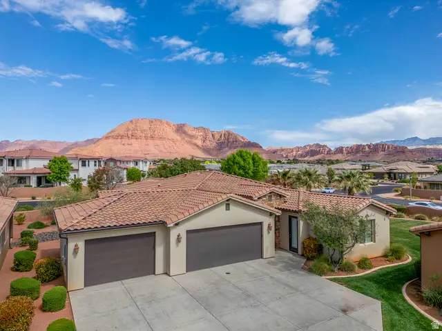 3800 N Paradise Village Dr #3, Santa Clara, UT 84765 - #2