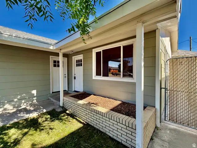 255 W Main St, Mount Pleasant, UT 84647 - #2