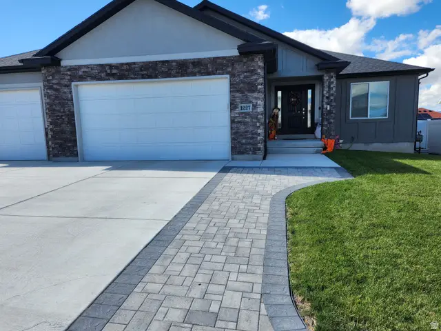 1227 N 300 W, Tooele, UT 84074 - #1