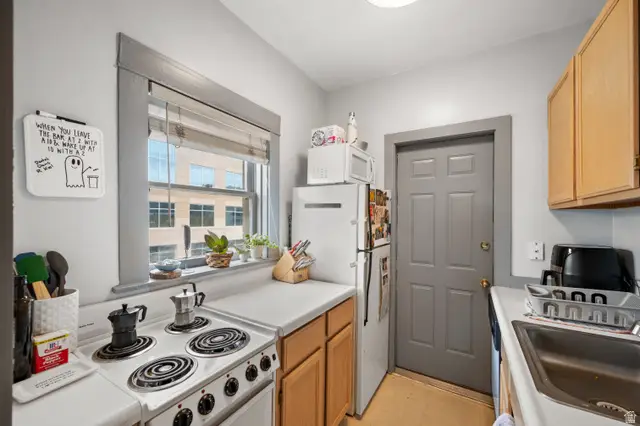 234 E 100 S #D4, Salt Lake City, UT 84111 - #2