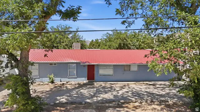 25 E 200 N, La Verkin, UT 84745 - #1