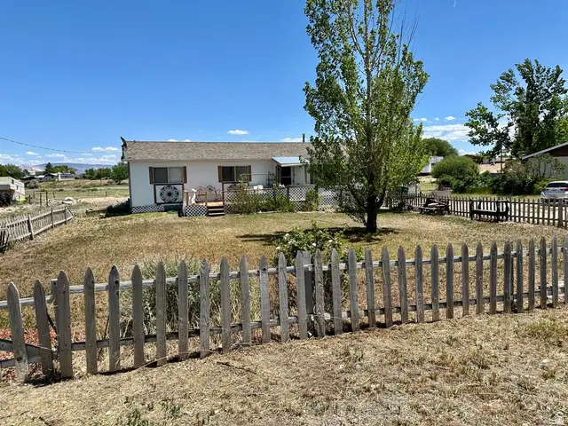 3645 S 2500 E, Vernal, UT 84078 - #1