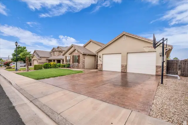 2376 S 2160 E, Saint George, UT 84790 - #2