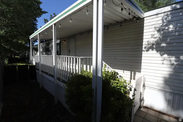 247 Hidden Dr, Sandy, UT 84070 - #2