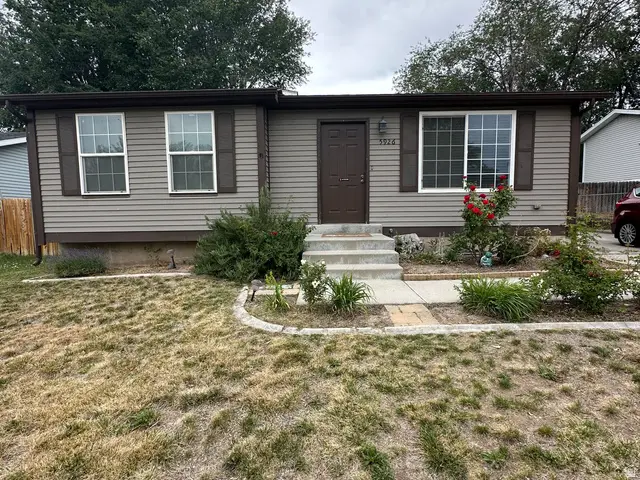 5926 S Blue Meadow Dr W, Taylorsville, UT 84129 - #2