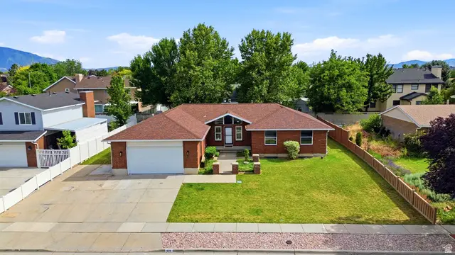 929 W Brandermill Cv, Murray, UT 84123 - #3